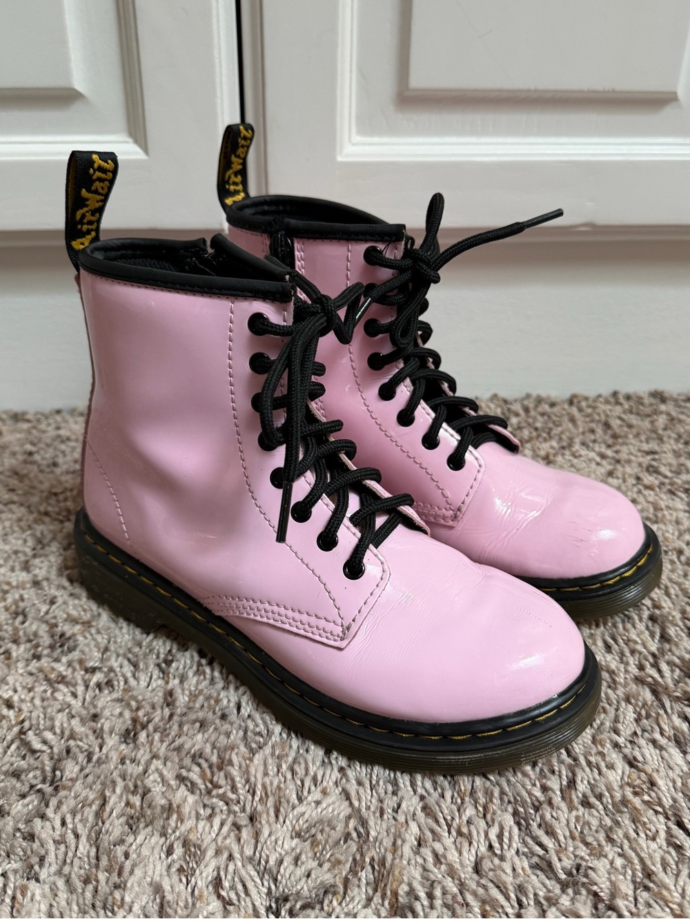 Dr. Martens Kids 1460 Patent Leather Lace Up Boots Pale Pink Size 2